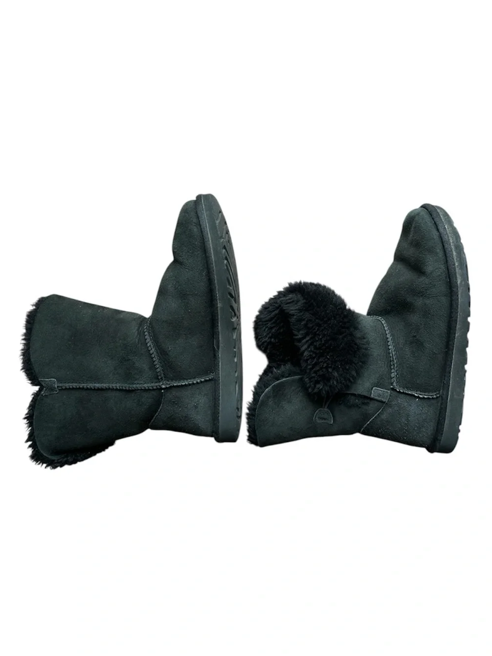 UGG Bailey Button Winter Boots Women’s Size 7